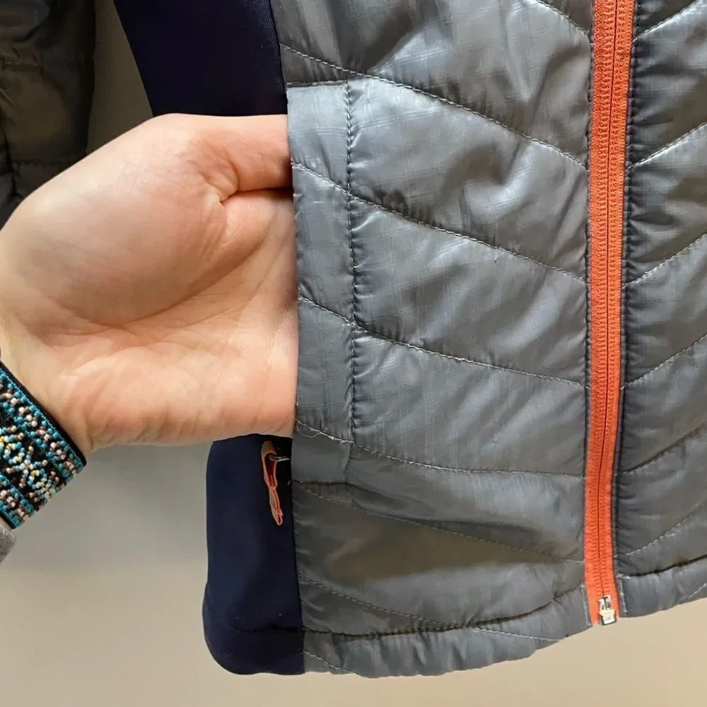 Columbia Young Girl Youth size Medium Grey Blue Puffer Jacket